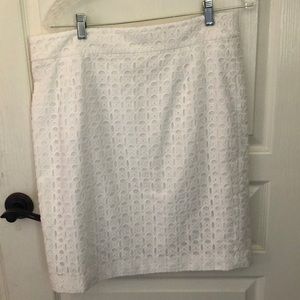 BANANA REPUBLIC white eyelet skirt